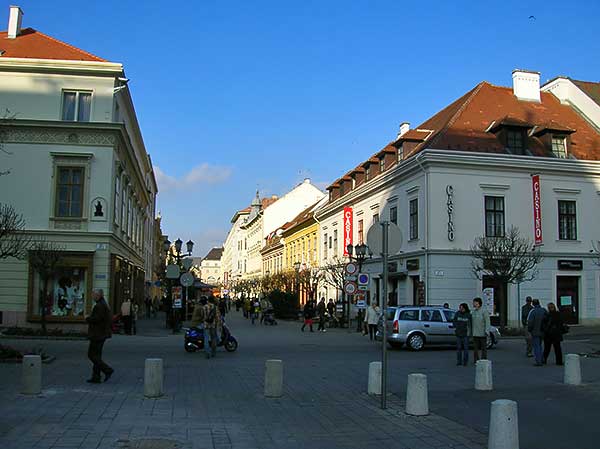 Pénteken kezdődik a győri Nép- és Világzenei Rendezvény
