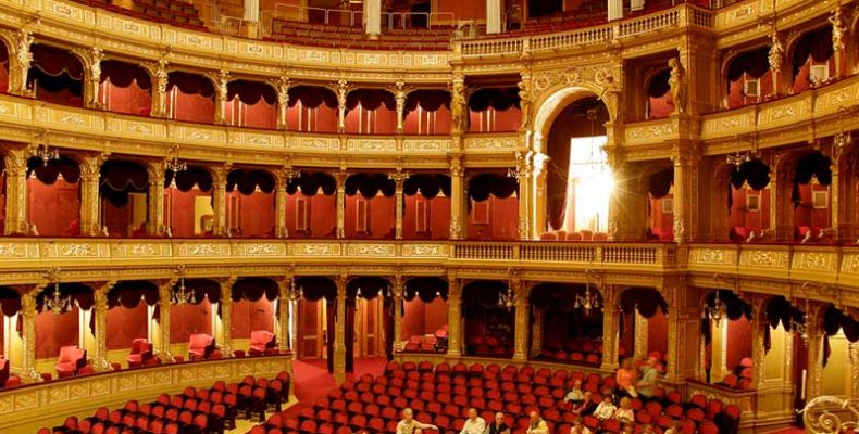 Új fizetős streamingszolgáltatást indít januártól az Opera